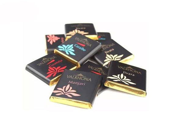 चॉकलेट क्षैतिज प्लास्टिक बैग कैंडी पैकिंग मशीन